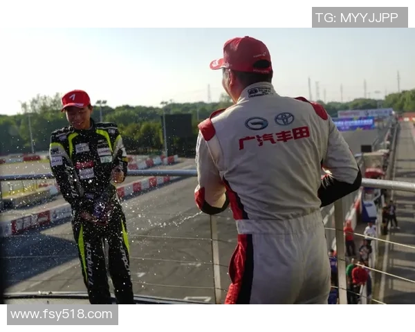 上海网球队在洲际杯积分榜中以100分稳居第一名展现强劲实力 上海网球队在洲际杯积分榜中以100分稳居第一名展现强劲实力