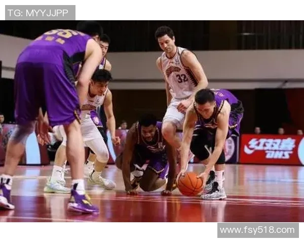 上海篮球队整体压制解析：战术布局与球员表现的深度剖析