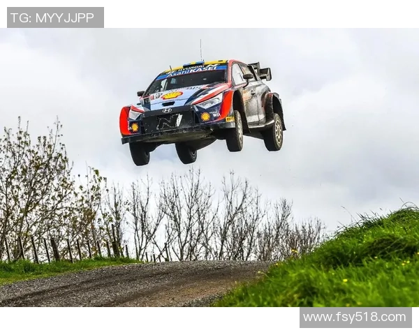 极限运动的魅力:深入杭州极限运动队的速度与激情之旅 极限运动的魅力:深入杭州极限运动队的速度与激情之旅